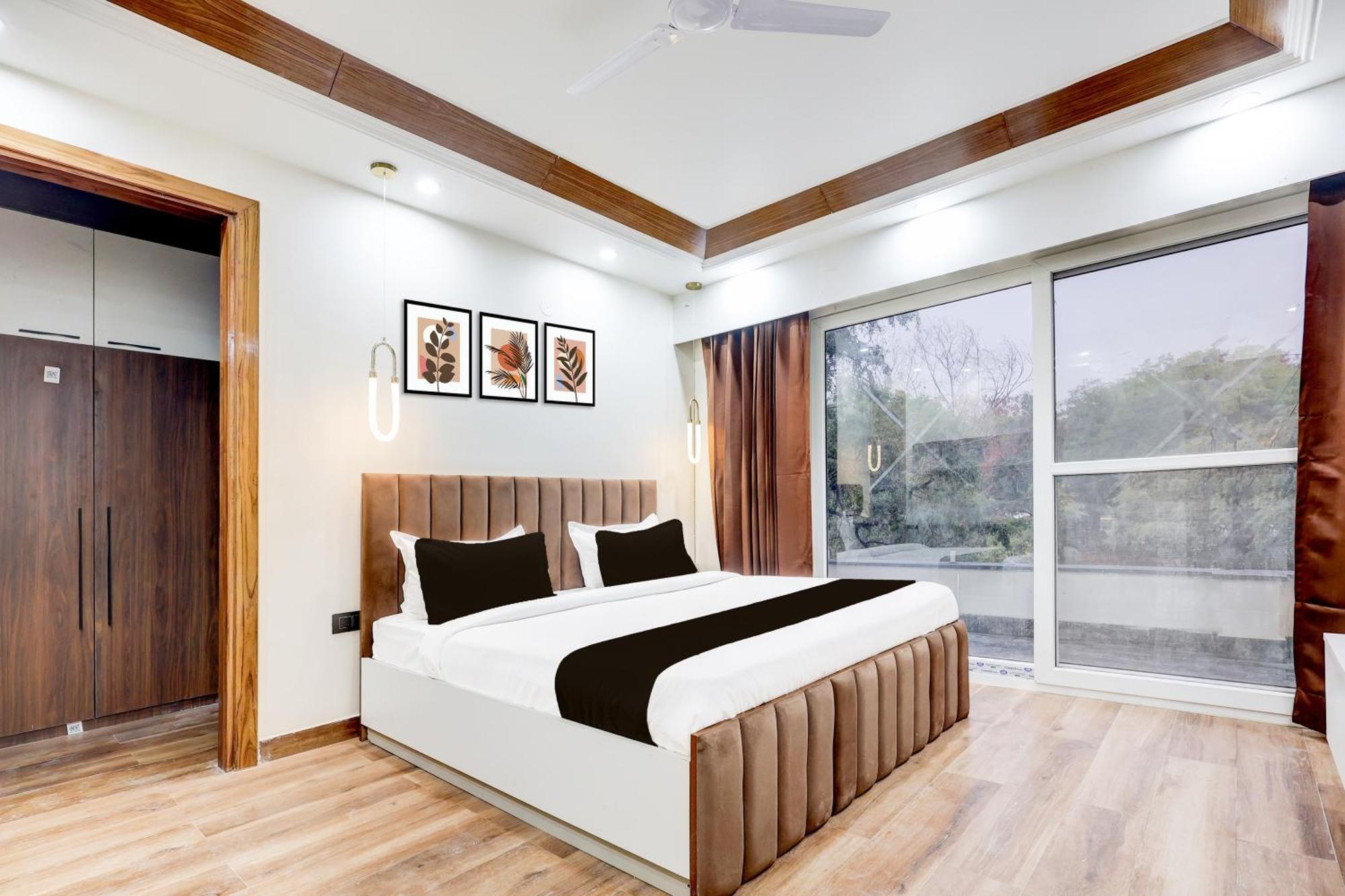 Super Hotel O Sector 43 Gurgaon Dış mekan fotoğraf